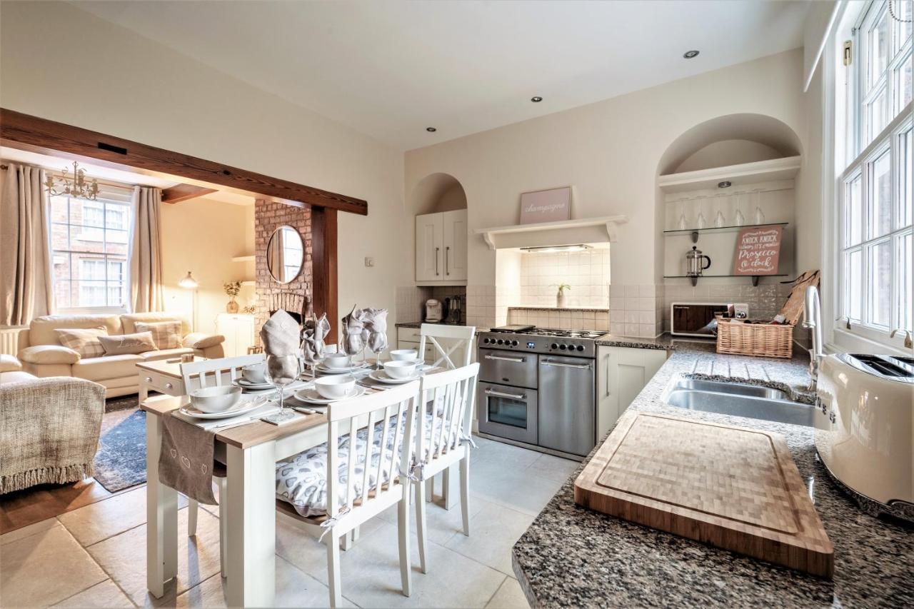 The Cottage In Chester, Sleeps 6 With Free Parking エクステリア 写真