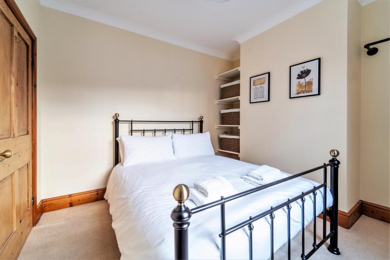 The Cottage In Chester, Sleeps 6 With Free Parking エクステリア 写真